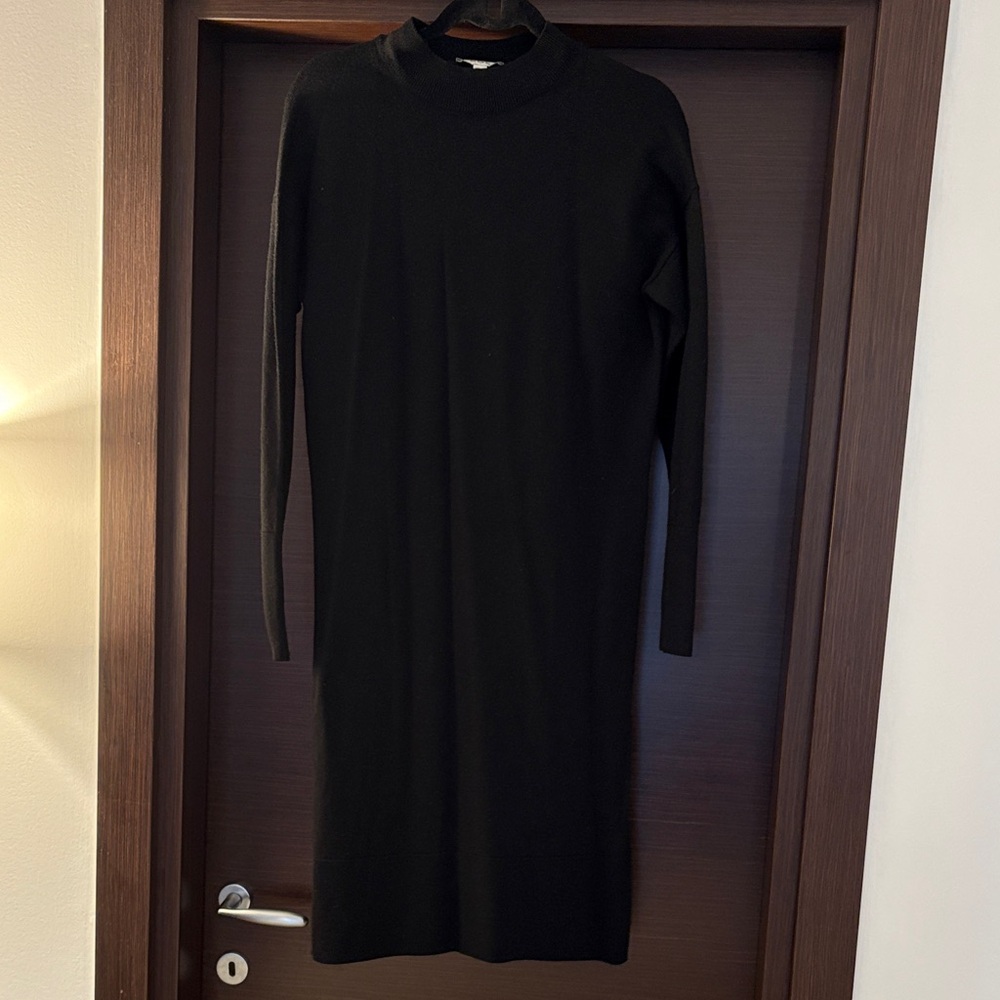 Elegant Black Long Sleeve COS Dress